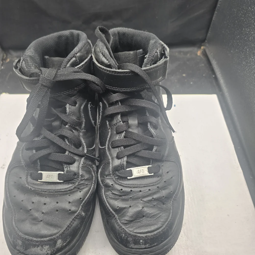 Nike Black Athletic‎ High-Tops